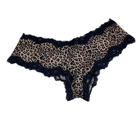 Gilligan & O'Malley Other - Gilligan O'Malley Women's leopard print Panties m NWOT